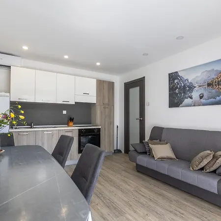 Apartma Matevz Apartamento *